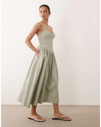 Abercrombie & Fitch - Twill V-neck Midi Dress - Lyst