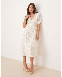 Glamorous - V Neck Short Sleeve Mini Dress - Lyst
