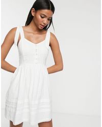 accessorize summer dresses