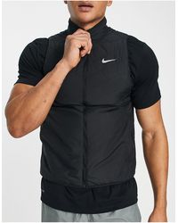 Nike Waistcoats and gilets for Men 