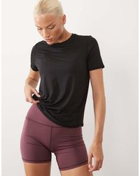 4505 - Icon Active Quick Dry Performance T-shirt - Lyst