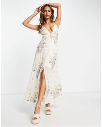 Miss Selfridge - Vestido largo color con diseño floral adornado premium - Lyst