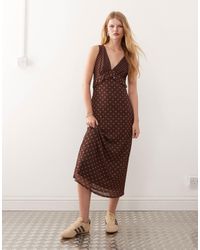 Reclaimed (vintage) - – luftiges midikleid mit punkte-mustermix - Lyst