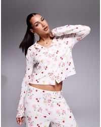 Kaiia - – mix & match – exklusives pyjama-hemd mit kirschen-, rosen- und schleifenmuster, kombiteil - Lyst