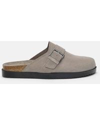 Pull&Bear - Sabots en cuir avec boucle - Lyst