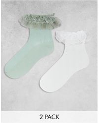 Monki - Confezione da 2 paia di calzini con volant bianchi e verdi - Lyst