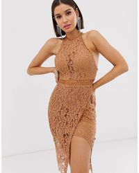 Love Triangle Hoogsluitende Kanten Jurk Met Wikkelrok - Naturel