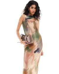 ASOS - Vestito Midi Plissé Con Stampa Astratta, Dettaglio Intrecciato E Scollo A Barchetta - Lyst