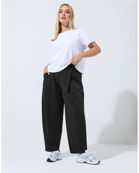 Yours Clothing - Pleated Barrel Leg Trousers - Lyst