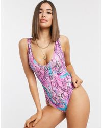 ASOS Coppe Grandi - Costume da bagno con scollatura molto profonda sul retro e cut-out - Viola