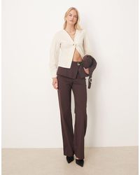 ASOS - Asos design tall - pantalon droit ajusté à rabat et bouton doré - mûre - Lyst