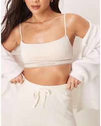 Calvin Klein - Licht Gevoerde Katoenen Bralette Met Lage Ronde Hals - Lyst