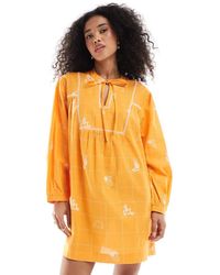 Native Youth - Aangerimpelde Mini Jurk Met Pofmouwen En Borduursels - Lyst