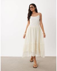Mango - Robe caraco longue brodée en pur coton - naturel - Lyst