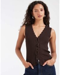 ONLY - V-neck Tie Front Knitted Singlet - Lyst