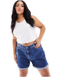 Calvin Klein - Plus - mom shorts di jeans lavaggio indaco - Lyst