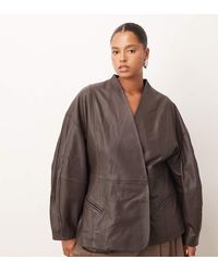 ARRANGE - Curve Soft Leather Jacket With Cinched Waist And Ovoid Sleeve - Lyst