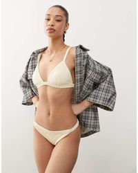 Weekday - Geribbelde Triangel-Bikinitopje - Lyst