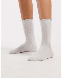 Vero Moda - Geribbelde Sokken Met Ruches - Lyst
