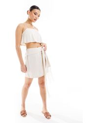 In The Style - Mini-jupe d'ensemble aspect lin avec drapé à franges - taupe - Lyst