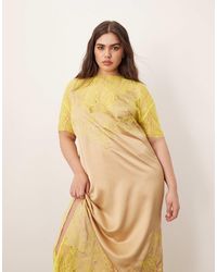 ARRANGE - Curve - robe droite mi-longue en satin et dentelle brodée avec appliqués - taupe et citron vert - Lyst