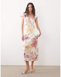 New Look - Flower Print Flutter Sleeve Satin Midi Dress - Lyst