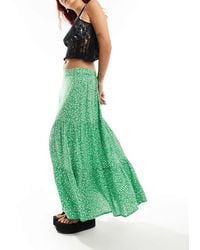 Monki - Falda Larga Escalonada Con Estampado Floral De - Lyst