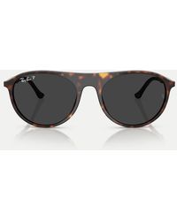 Ray-Ban - Rb2215 Square Polarised Sunglasses With Lens - Lyst