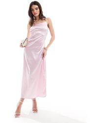 Vero Moda - Babydoll Maxi Cami-Jurk Van Satijn Met Uitsnijding Aan De Achterkant - Lyst