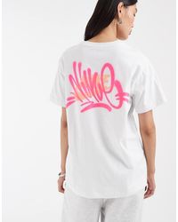 Nike - Classic Boyfriend Fit T-shirt With Graphic Back Print - Lyst
