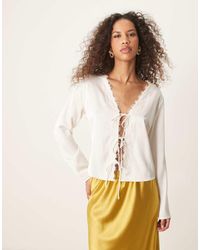 Abercrombie & Fitch - Lace Tie Front Long Sleeve Top - Lyst