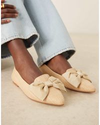 Asos Design Wide Fit - Asos design - lake - ballerines plates pointure large avec bout pointu et nœud - raphia naturel - Lyst
