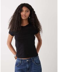 Weekday - Fleur V-neck Slim T-shirt - Lyst