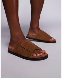 ASOS - Sandales à enfiler en daim avec semelle en liège - fauve - Lyst