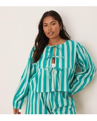 Esmee Curve - Exclusive Tie Front Long Sleeve Beach Top Co-ord - Lyst