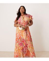 Hope & Ivy Plus - Vestito Lungo Avvolgente Corallo Con Dettagli Color Oro E Maniche Con Volant - Lyst