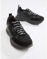 chunky trainers office
