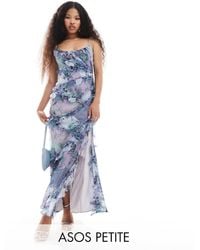 ASOS - Asos design petite - vestito lungo taglio sbieco con spalline sottili a fiori blu misti con toppe - Lyst