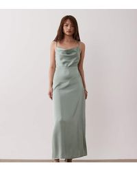 Vila - Vestido Largo Verde Medio De Tirantes Con Cuello Desbocado De Satén De - Lyst