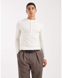 ASOS - Geribbeld Muscle-Fit T-Shirt Met Lange Mouwen En Henley-Hals - Lyst