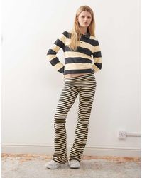 Collusion - Gestreepte Flare-Yogabroek Met Omslag, Deel Van Co-Ord Set - Lyst