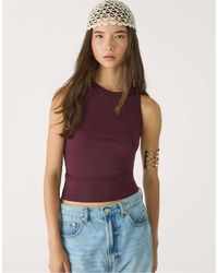 Stradivarius - Top Basic Color Melanzana Con Scollo A Vogatore Sul Retro - Lyst