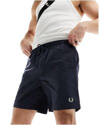Fred Perry - – klassische badeshorts - Lyst