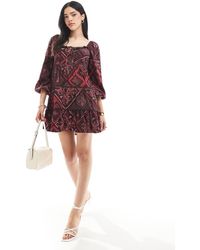 Miss Selfridge - Vestido Corto Escalonado Con Y De Cachemir De - Lyst