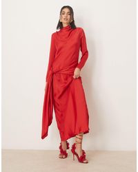 ASOS - Robe longue en satin avec manches longues et détail noué à l'avant - Lyst