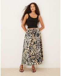 Mango - Gonna Midi Svasata Con Stampa Leopardata - Lyst
