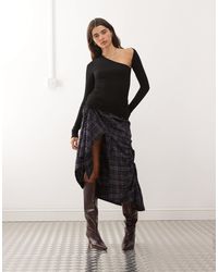 Weekday - Super Soft Long Sleeve Top With Asymmetric Cut Out Detail - Lyst