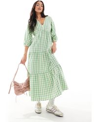New Look - Robe babydoll mi-longue à col v - vichy - Lyst