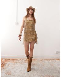Miss Selfridge - – hochwertiges minikleid im festival-stil mit eckigem ausschnitt und verzierung - Lyst