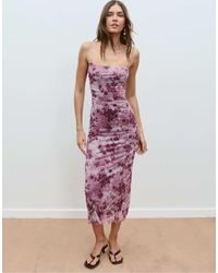 Stradivarius - – bedrucktes midikleid aus tüll - Lyst